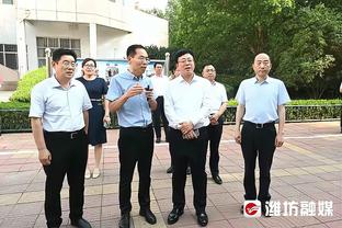 纳斯：洛瑞是很好的组织者 同时提升了球队防守&他很懂教练组